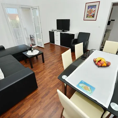 Apartment L&r Bibinje