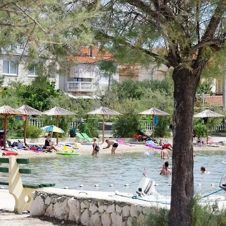 Daire Apartments L&R Bibinje